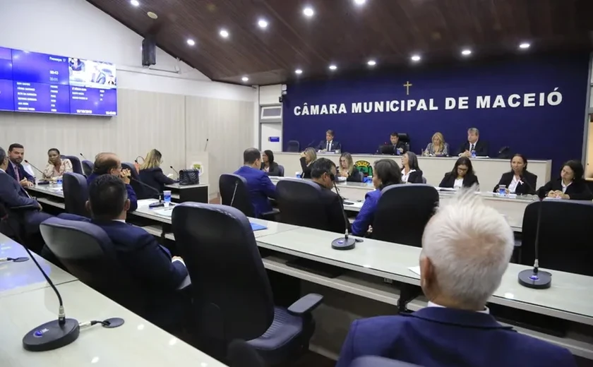 JornaldeAlagoas's tweet image. Prefeitura de Maceió nega proposta de R$ 15 milhões por camarote do São João, denuncia vereador

jornaldealagoas.com.br/politica/2023/…

#prefeitura #maceió #proposta #camarote #maceió #vereador #denunciou