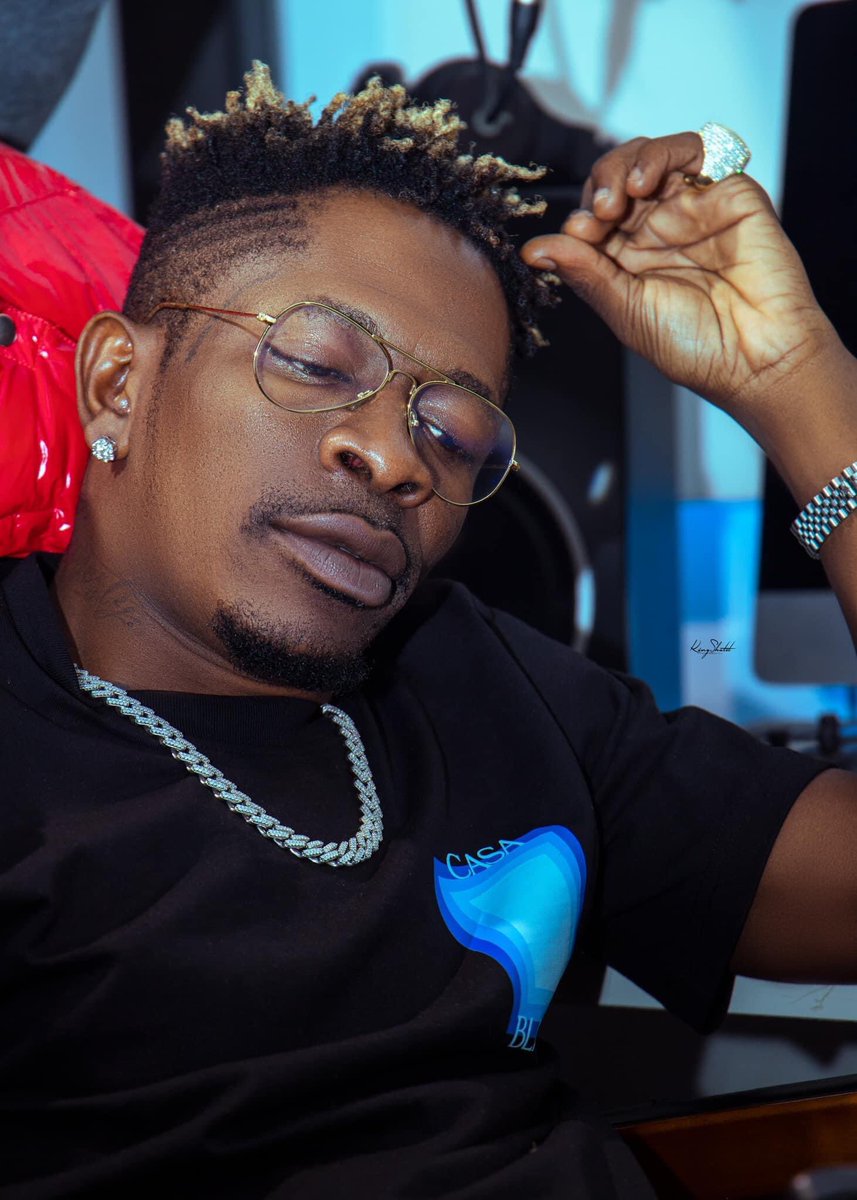 SBeAfraidd's tweet photo. World 🌎 Boss👑❤️⭐️🙏🏾🩸🩸@shattawalegh https://t.co/lUWM0XAWGe