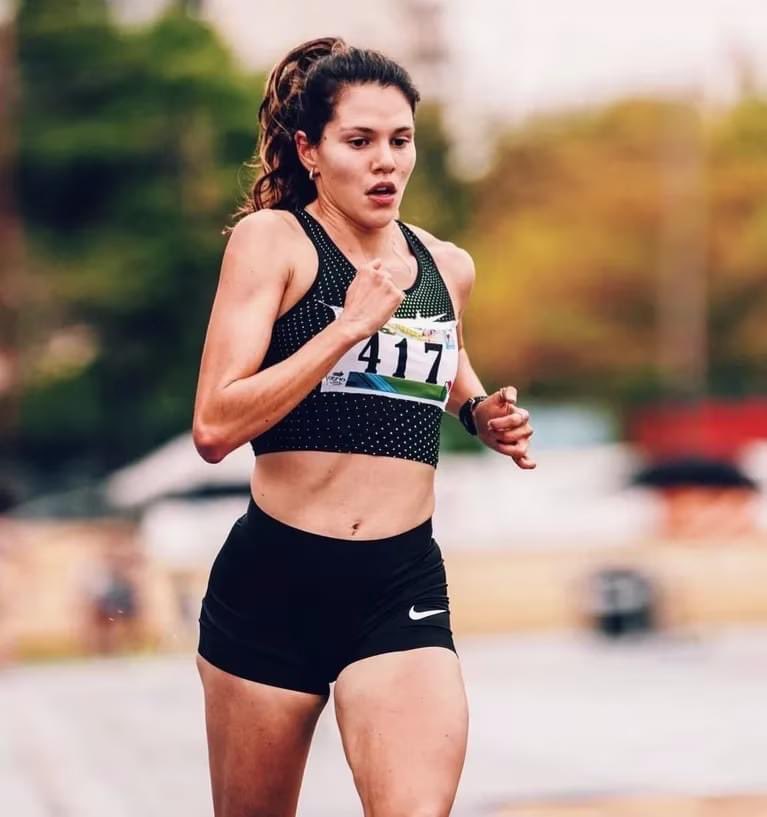 SM_running's tweet photo. FEDRA LUNA BATIÓ EL RECORD NACIONAL DE 1500 METROS
4:10.98, en una carrera donde la marplatense Mariana Borelli quedó séptima con 4:13.38, a sólo una centésima de su mejor registro personal. https://t.co/oBSb5abQwR