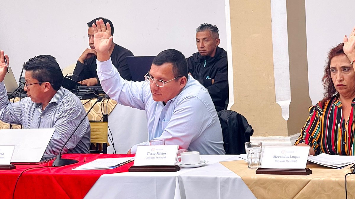 VictorMielesP's tweet photo. 6) Conocer y aprobar del Informe No. 01-CP y P-23 de la Comisión de Planificación que contiene la Proforma Presupuestaria Ejercicio Fiscal 2023 del Gobierno Autónomo
Descentralizado de la Provincia de Pichincha. (Primera discusión).
7) Varios
8) Himno de la Provincia de Pichincha https://t.co/apWB49uT18