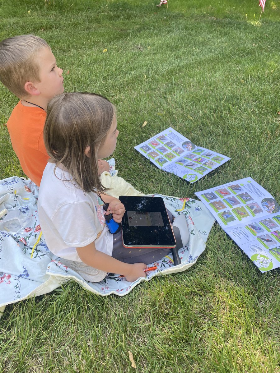 kreiber's tweet photo. Thanks @COSI for these great Nature Kits! Between the Backyard Checklist and the free @MerlinBirdID App I have 2 grandkids identifying birds and by their songs (Merlin). We feed only with Safflower seed to keep away the blackbirds.  Beensitting quietly for about an hour! https://t.co/cAOxifi5GN