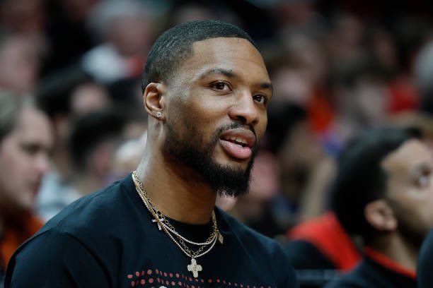 The Blazers aren't interested in trading Damian Lillard right now, per @WindhorstESPN
