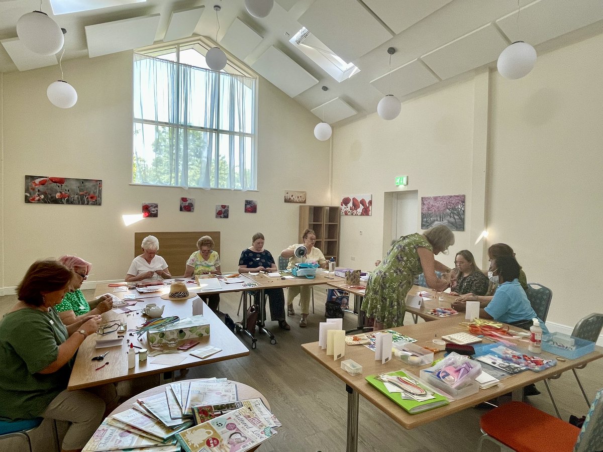 RBLcommunityhub's tweet photo. Paper quilling with our talented volunteer. Great session learning and sharing new skills, meeting new friends and taking time for your own well-being. 

Join us next time: Mon 4th Sept. Everyone welcome.

@PoppyLegion 
#community #skillsharing #BetterTogether #tacklingisolation https://t.co/F0uHtZ02Ha