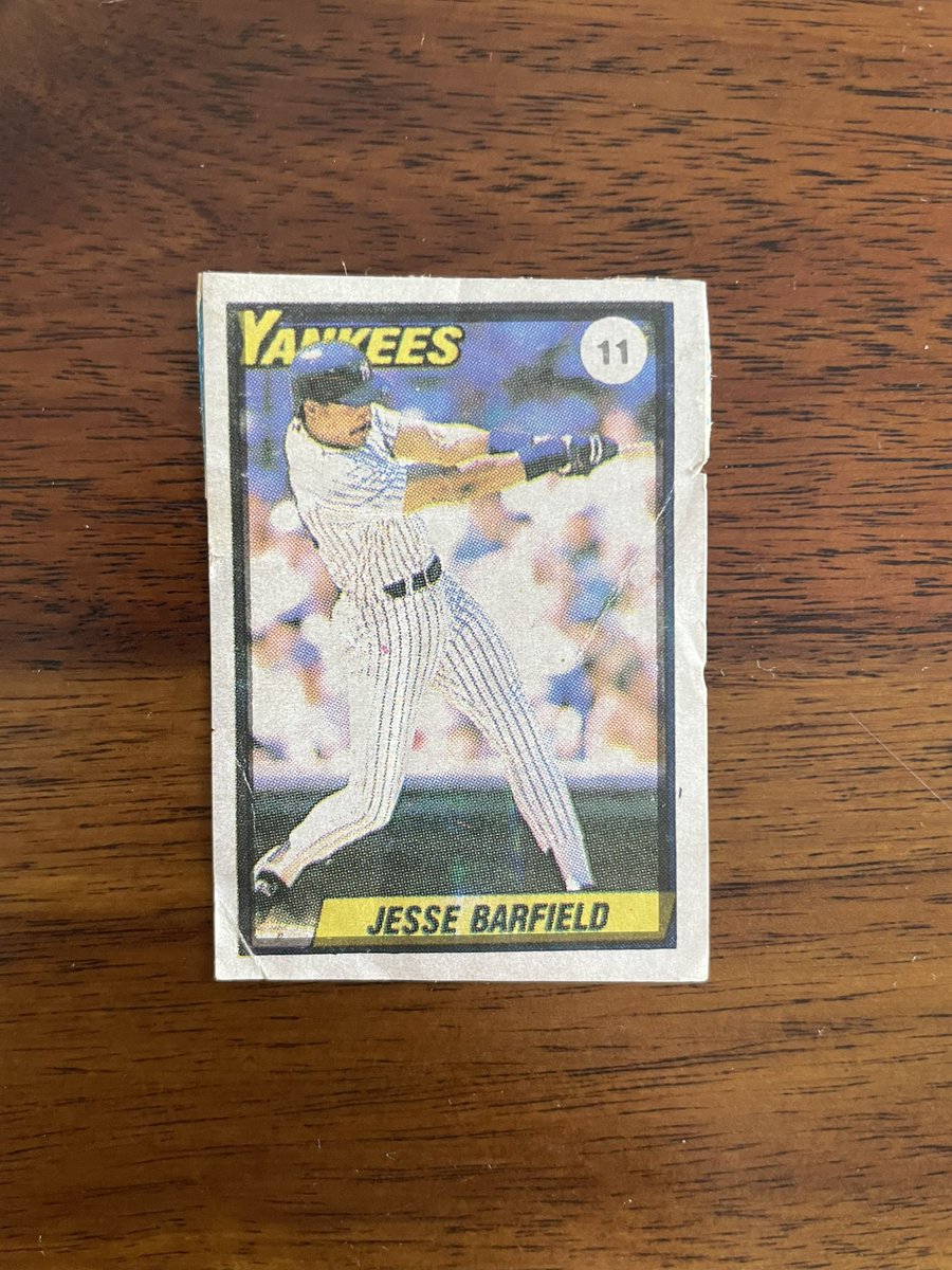 jesse_collector's tweet photo. A cool and apparently pretty rare sticker from a 1990 Venezuelan sticker album. Another one of those things that I didn’t know existed until I stumbled across it. @JesseBarfield29 just still keep finding stuff! #jessebarfield #thehobby #whodoyoucollect #supercollection https://t.co/oHzs3dZOr7