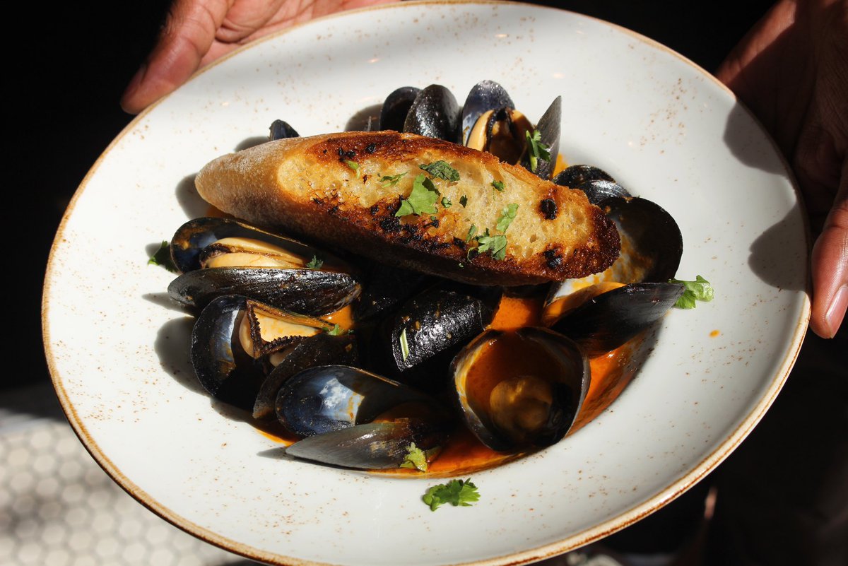 They say money can't buy happiness, but how can you not be happy when eating a plate of mussels? 

 #marcusbpnewark #downtownnewark #mussels #seafood #springinthecity #newarkinspringtime #foodie #njfoodie