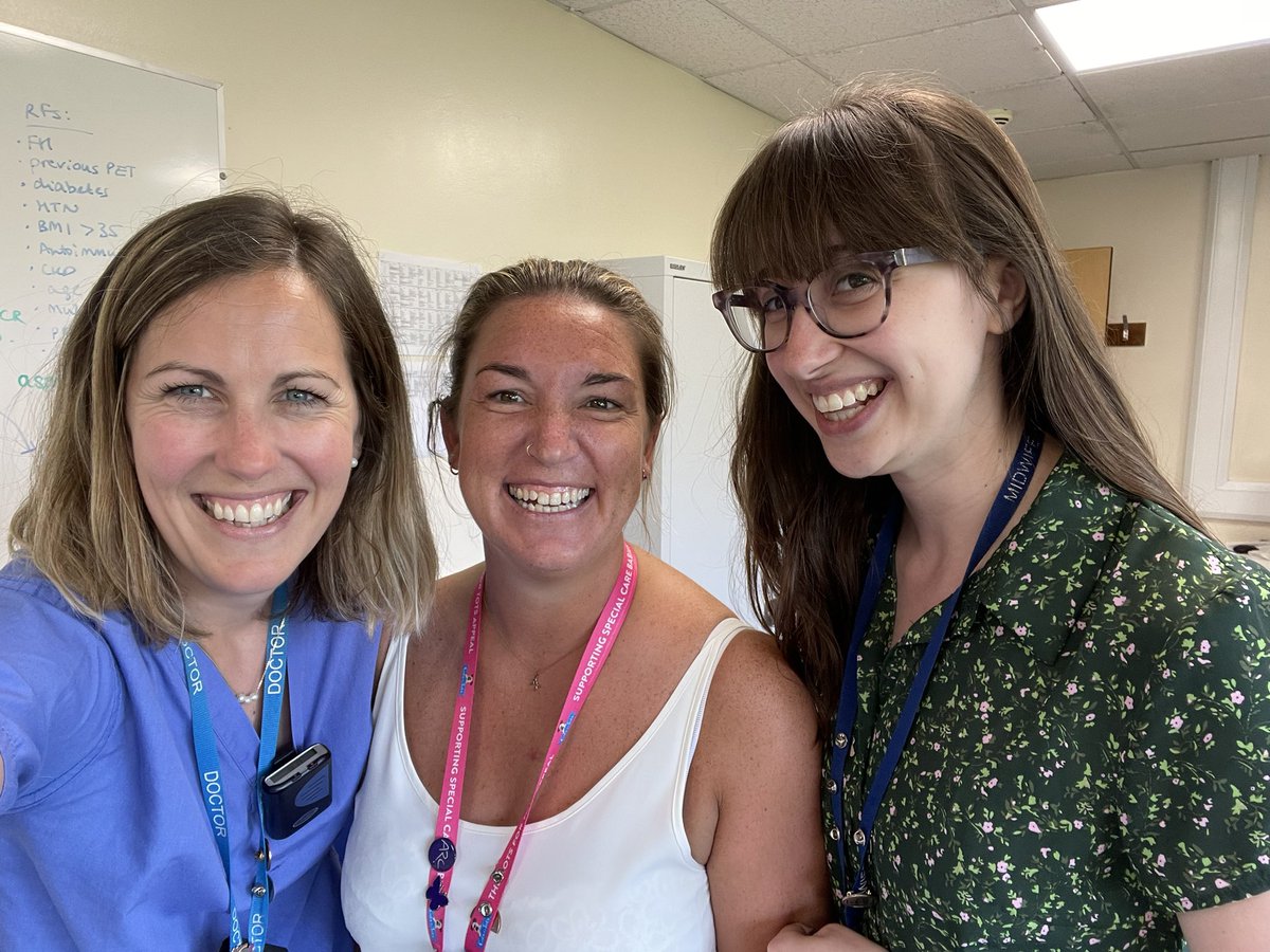 Day 3 of the snowdrop team launch today, <a href="/uhbwNHS/">University Hospitals Bristol and Weston NHS FT</a>’s new combined perinatal bereavement service. Proud to be part of it <a href="/SnowdropUHBW/">Maddie and Elle</a> <a href="/janecurrie/">Jane Currie</a> <a href="/K_AEastwood/">Kelly-Ann Eastwood</a> <a href="/RachelLiebling/">Rachel Liebling 💙</a>
