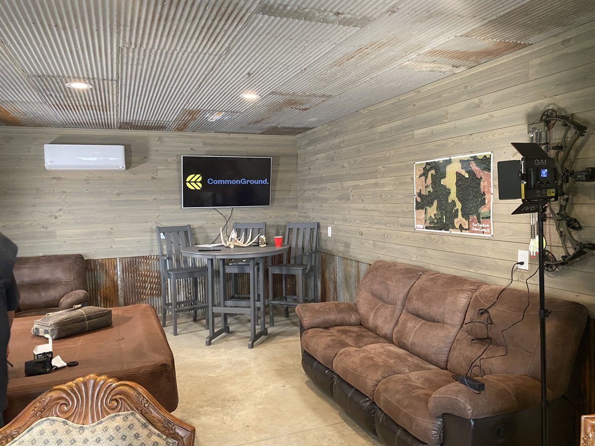 Ground_OS's tweet image. 🎙️ COMING SOON 📻 - The CommonGround Podcast! 🌾 

📢 CommonGround co-founders @ChrisJ_Baumann and Brad Belser chat with industry experts, recount hilarious hunting stories, and provide some good ol' land leasing news! It's going to be a bucking blast! 🚀#CommonGroundPodcast