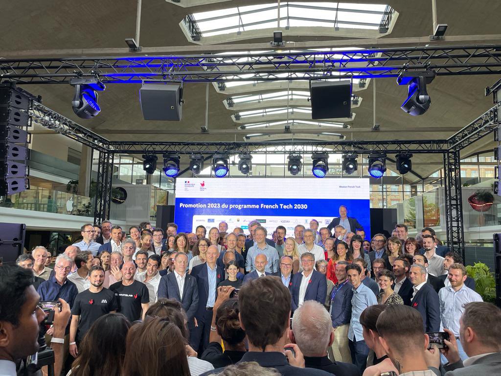 SGPI_avenir's tweet photo. #France2030 🏆 Félicitation aux 125 lauréats #FrenchTech2030, annoncés par @EmmanuelMacron et présentés à @joinstationf, qui répondent à des enjeux de société &amp; de souveraineté: spatial, quantique, numérique, décarbonation, santé, alimentation, culture
➕ https://t.co/D7nMeMSXfK https://t.co/uoIAVfCmvB