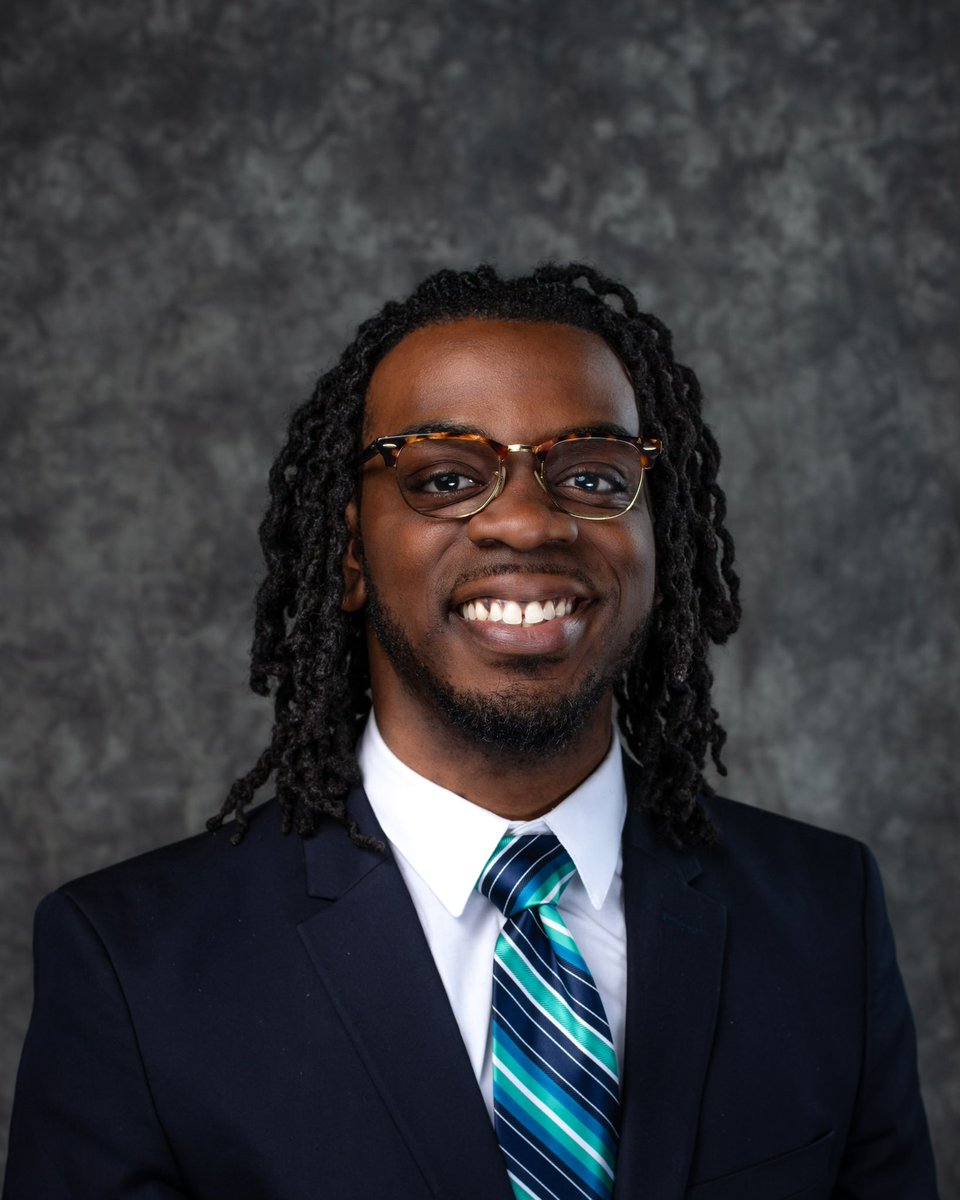 What’s up  #MedTwitter ! My name is Norman Harris II, an M4 at @templemedschool who is #PushinPeds for #Match2024. Passionate about #MedEd / community engagement and excited to network with future colleagues. Bring on the kids! 

#PedsTwitter #PedsMatch2024 🧸 #BlackMenInMedicine