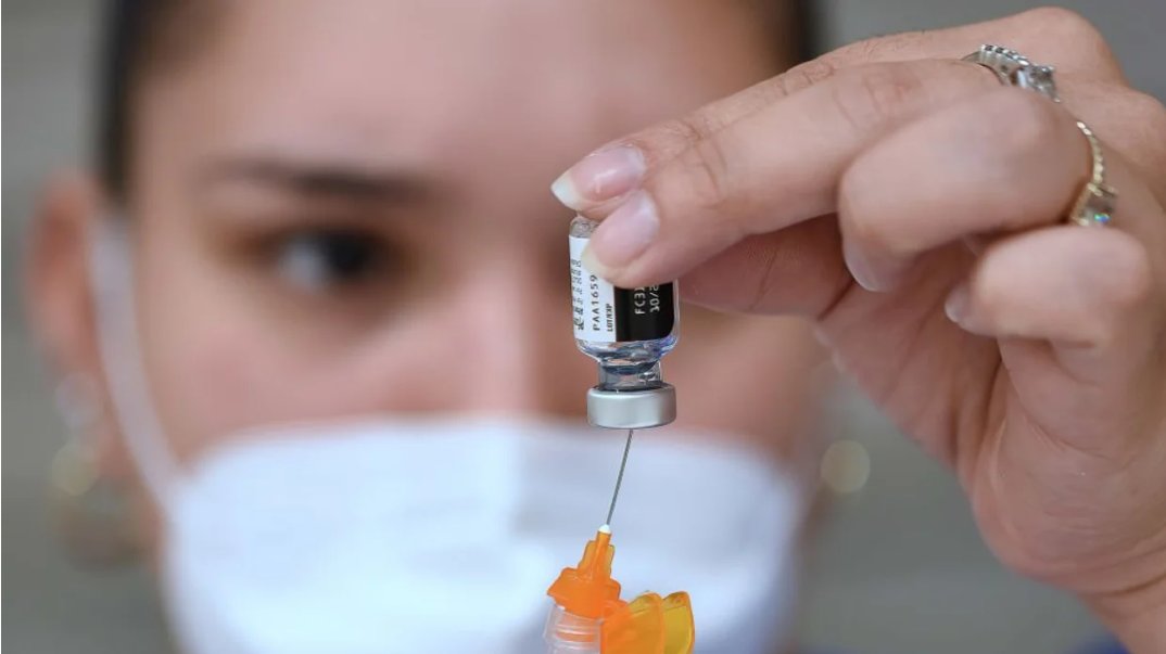 DanVitorPH's tweet photo. ⚠️🚨URGENTE - Novo VAZAMENTO CONFIDENCIAL da Pfizer sobre a "vacina para Covid-19"🔥

Um NOVO documento CONFIDENCIAL da Pfizer, datado de agosto de 2022, mostra que a empresa observou 1,6 milhões de reações adversas afetando quase todos os sistemas e órgãos humanos:

• 73.542 distúrbios vasculares
• 696.508 distúrbios do sistema nervoso
• 61.518 distúrbios oculares
• 47.000 distúrbios do ouvido
• 225.000 distúrbios da pele e tecidos
• 178.000 distúrbios reprodutivos
• 190.000 distúrbios respiratórios
• 77.000 distúrbios psiquiátricos
• 127.000 distúrbios cardíacos
• 100.000 doenças do sangue
• 3.711 tumores

"O amplo escopo de lesões que afetam todos os sistemas de órgãos é simplesmente extraordinário. No entanto, até hoje, o FDA continua a rotular criminalmente a injeção da Pfizer como segura e eficaz."

Os documentos de farmacovigilância da Pfizer solicitados pelo regulador de medicamentos da União Europeia, a Agência Europeia de Medicamentos, foram divulgados.

Mais de 10.000 categorias de quase 1,6 milhões de eventos adversos – oferecidos pela Pfizer!

Documento confidencial: https://t.co/aSVcKCHxIT

Fonte: https://t.co/aJVk4MMNhx