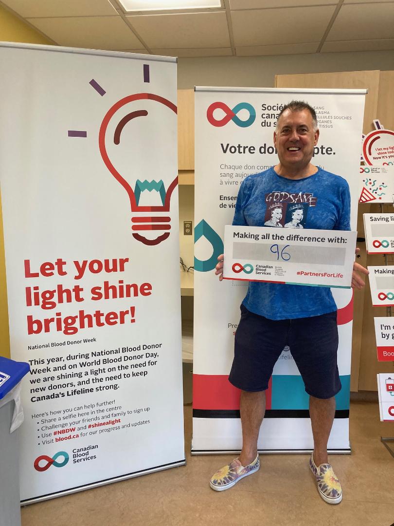 4sharpcornerz's tweet image. I just made my 96th blood donation today, a big thanks to the staff at Canada Blood Services  for making it smooth and painless as always. It's in you to give, please donate today and help save a life!
@CanadasLifeline @LifelineOntario