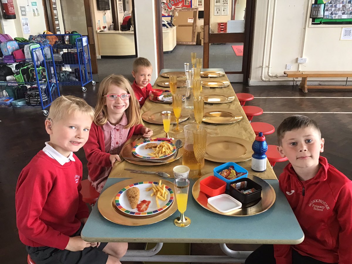 Monkhouse1's tweet photo. Children on the Golden Table today were chosen because they have come back to school with an ambitious attitude towards their learning #Schoolvalues #Goldentable #ambitious #proud https://t.co/STIoPqKexE