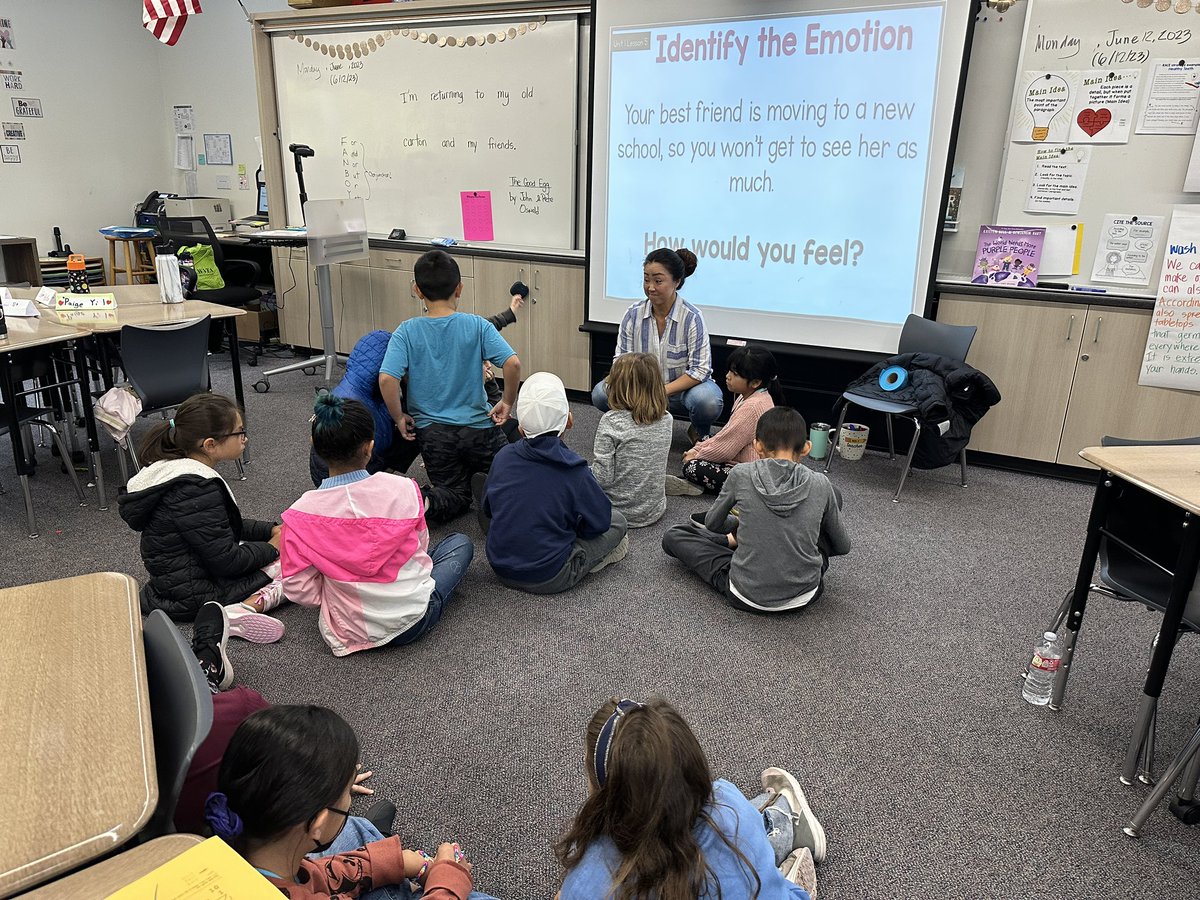 Jessica__Cadena's tweet photo. Our Summer Academy teachers are creating a supportive and inclusive learning environment that addresses the social and emotional needs of all students. https://t.co/VA7ymSriQr