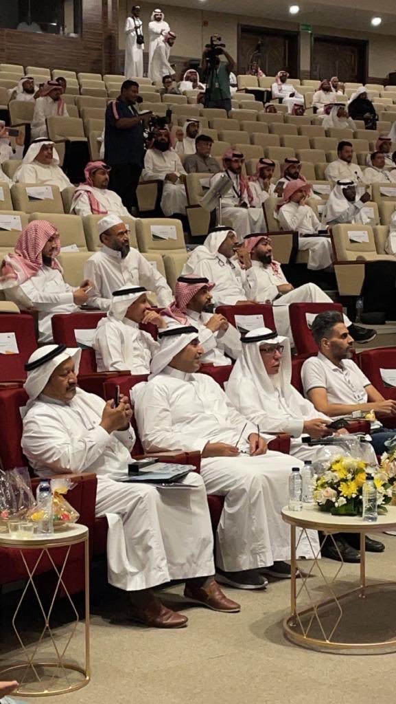 AlakwDr's tweet photo. نبارك تخرج 49 أخصائي جودة متكاملة من الكوادر الوطنية العاملة في تقديم خدمات ضيوف الرحمن بشركات المجلس التنسيقي لحجاج الداخل تم تأهيلهم للارتقاء بمستوى جودة الأداء للعاملين والمؤسسات بالقطاع شاركهم فرحتهم معالي نائب وزير الحج البروف عبدالفتاح مشاط في ملتقى الإبداع بمقر الوزارة https://t.co/OHWqsRmcYz