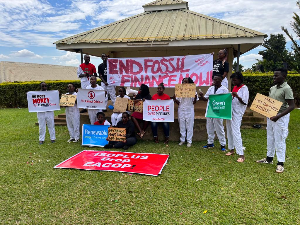 Stop our destruction by putting an end to fossil fuels
@OmonukN
@GretaThunberg
@vanessa_vash
@IBoggere
@eve_chantel
#Endfossilfuels
#ClimateAction