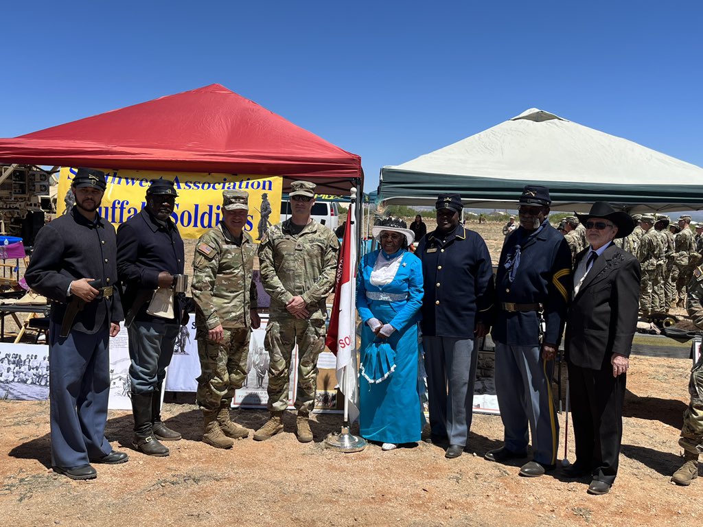 wolfpack_90's tweet photo. This morning, on the 248th #ArmyBirthday, @Fort_Huachuca held its Army Heritage Month celebration 🥳! The event highlighted the Army's legacy and recognized different ethic cultures that make up our Army and #TeamHuachuca. 
#PeopleFirst I #AlwaysOutFront https://t.co/69U4ocHLIC