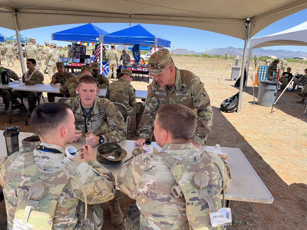 wolfpack_90's tweet photo. This morning, on the 248th #ArmyBirthday, @Fort_Huachuca held its Army Heritage Month celebration 🥳! The event highlighted the Army's legacy and recognized different ethic cultures that make up our Army and #TeamHuachuca. 
#PeopleFirst I #AlwaysOutFront https://t.co/69U4ocHLIC