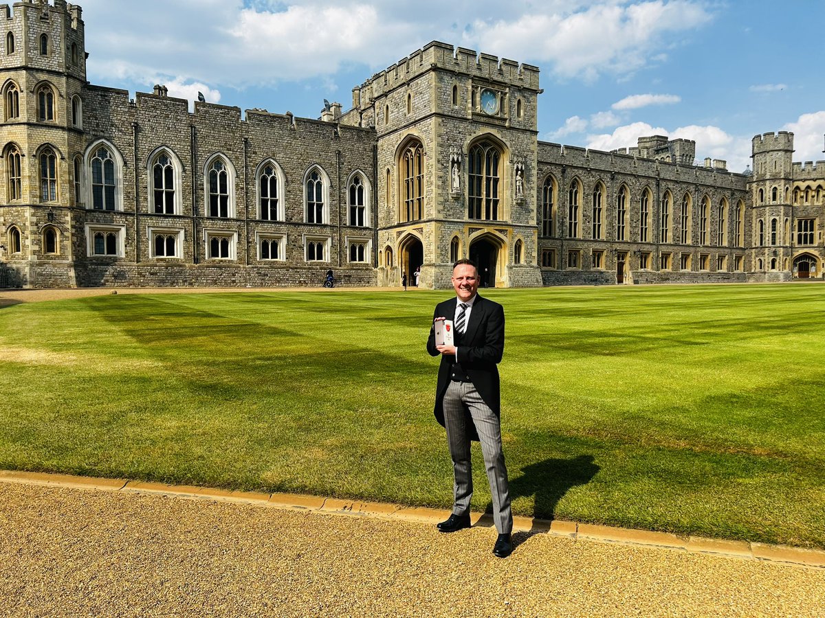 Antony Cotton MBE tweet media