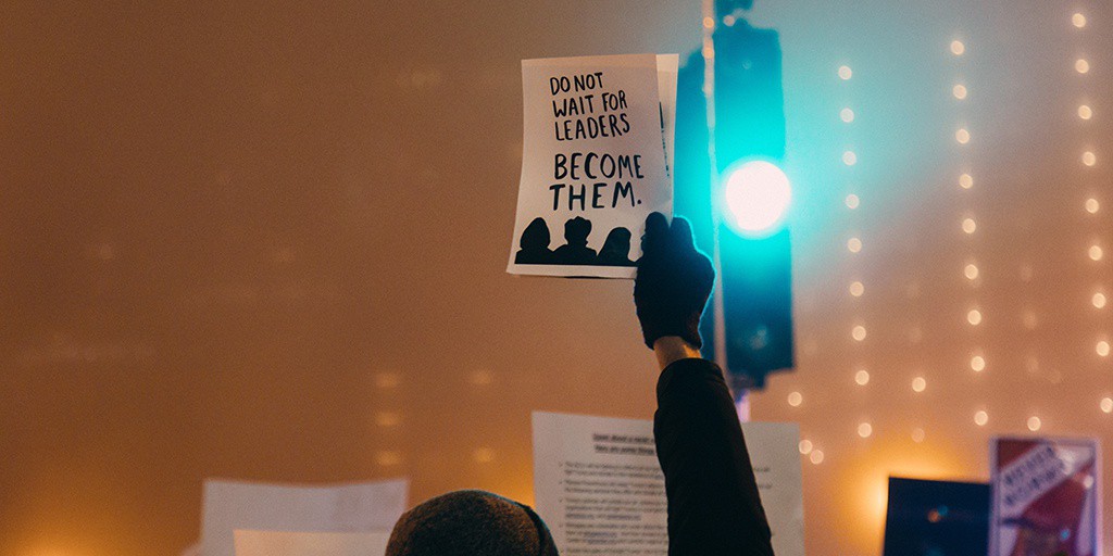Hopepunk says that kindness and softness doesn’t equal weakness, and that in this world of brutal cynicism and nihilism, being kind is a political act.

Read more 👉 lttr.ai/ABMlo

#hopepunk