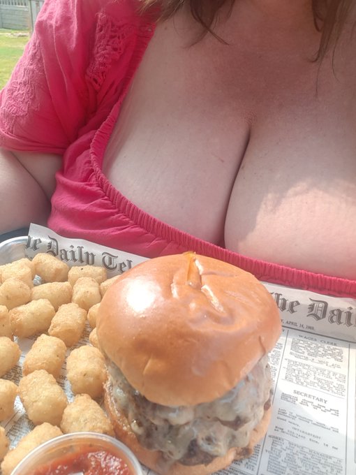 Tits or Tots? IF you had to pick just one? https://t.co/y4J7qsBQLC<a href="/tag/bbw"class="tags"><span>#bbw</span></a>