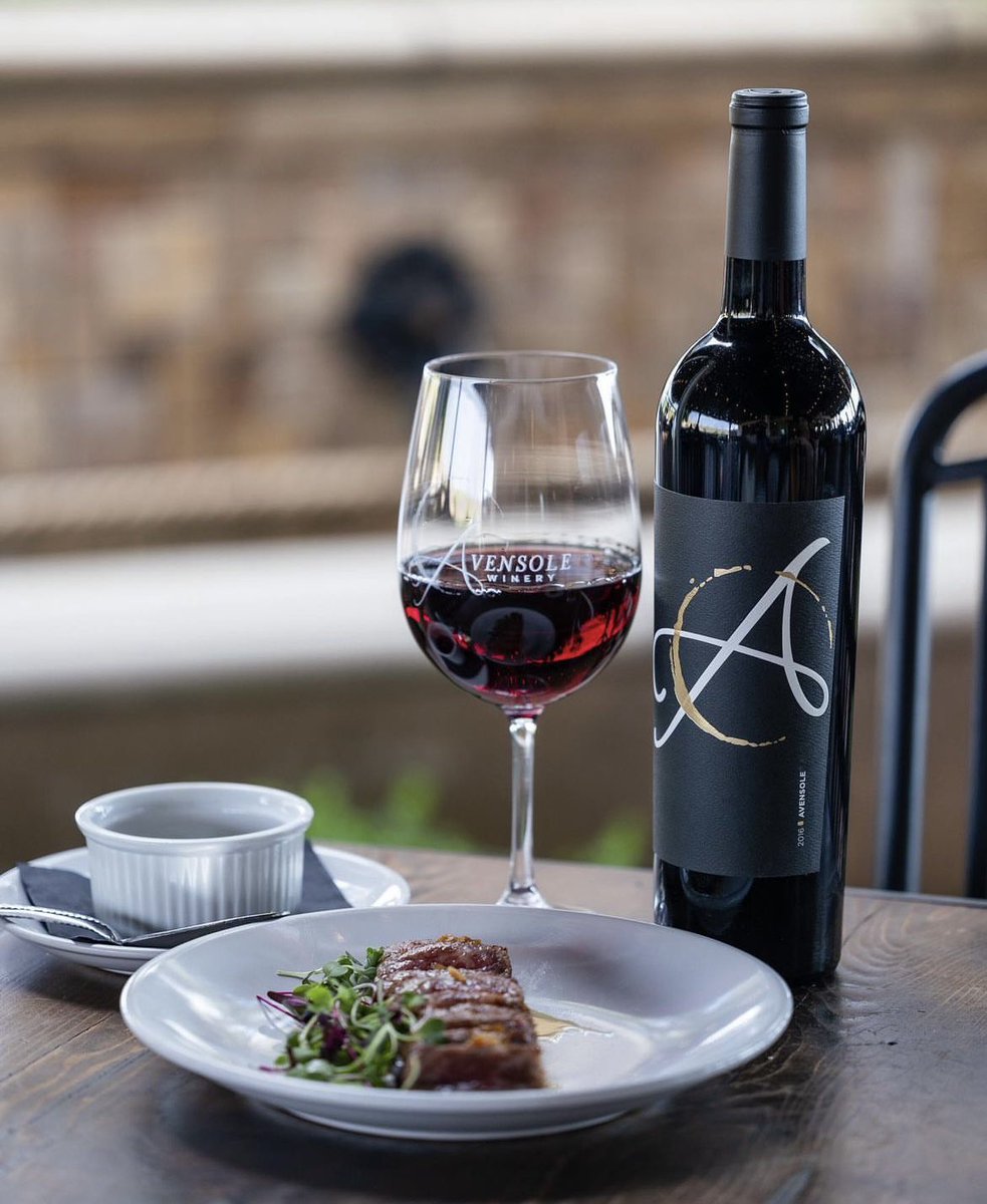#Avensole 2017 Second Block paired with Chef Taylor’s A5 Japanese seared #wagyu 

Second Block is a blend of 65% #zinfandel 27% #syrah & 11% #petitesirah & is from the second slope of our property.

#avensolewinery #visittemecula #liveglassfull