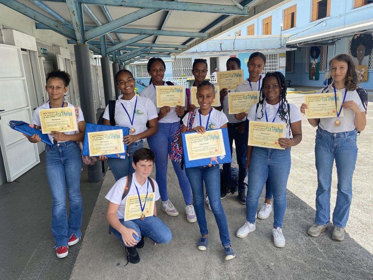 Nos finalistes du concours Kous Ti Pyé Pawol 2023 ⁦<a href="/ray_college/">COLLEGE CONSTANT LE RAY</a>⁩ ⁦<a href="/daventura972/">David VENTURA</a>⁩ ⁦<a href="/VilleduRobert/">Ville du Robert</a>⁩ ⁦<a href="/acmartinique/">Académie de Martinique</a>⁩