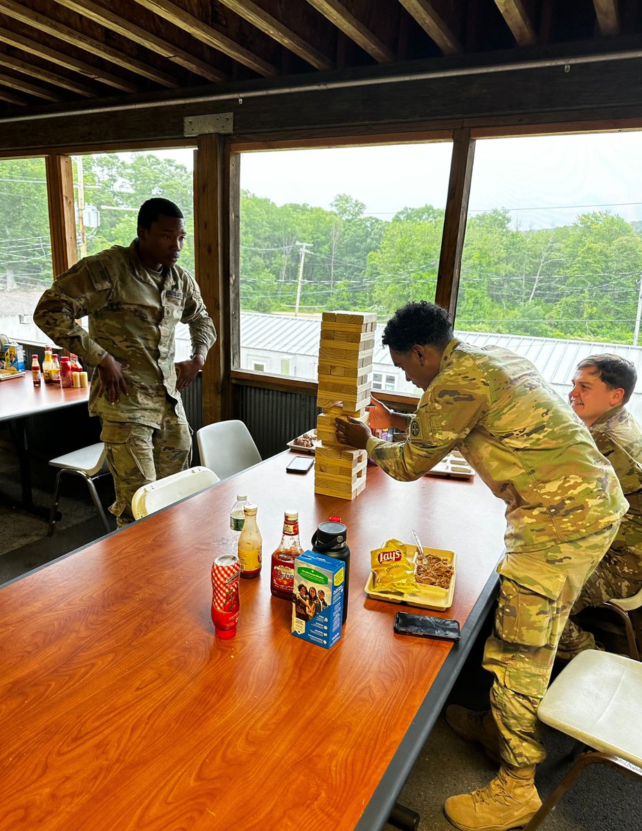 USONewYork's tweet photo. Today we brought the party to Camp Natural Bridge for the #ArmyBirthday! Our stellar volunteers served up BBQ for members of the 2nd Battalion, 504th Parachute Infantry Regiment to celebrate 248 years! https://t.co/rzP9KLY5rr