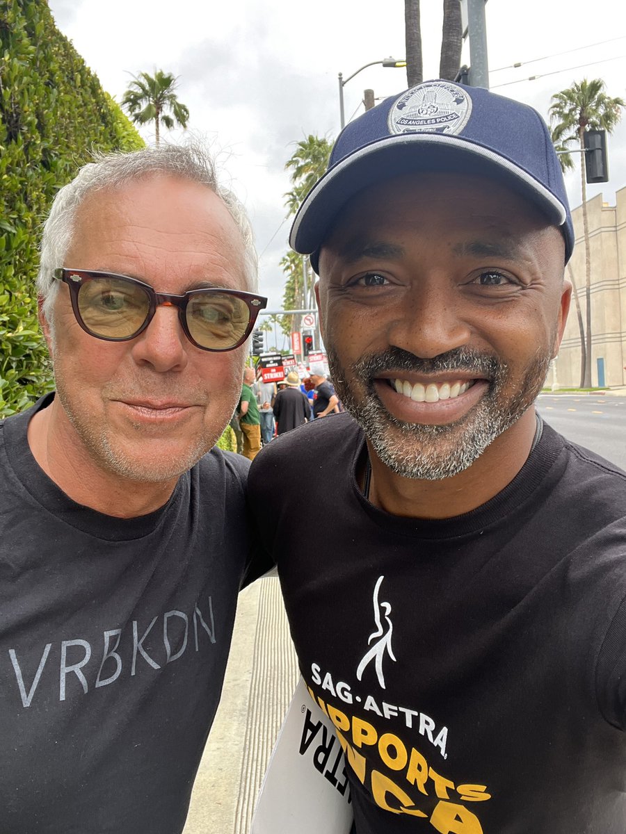dajuanjohnson's tweet photo. Overmyer said to me on the picket line:

Eric: DaJuan! I cast you in the pilot. 
Me: yea! Totally remember. Thank you.
Eric: it changed both of our lives. 

Sure did.

CONNELLYVERSE Picket line Day! Bosch, Bosch Legacy, J. Edgar, Ballard and Link Lwyr. #WritersStrike https://t.co/GC8Z4VhnUE