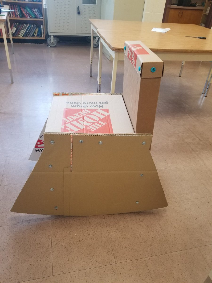 216Suh's tweet photo. Thanks to Mr. Gold for testing out the cardboard chairs that the Gr 7s @brownridgeps designed and built for you. What a great success! https://t.co/LXk8mdo7J0