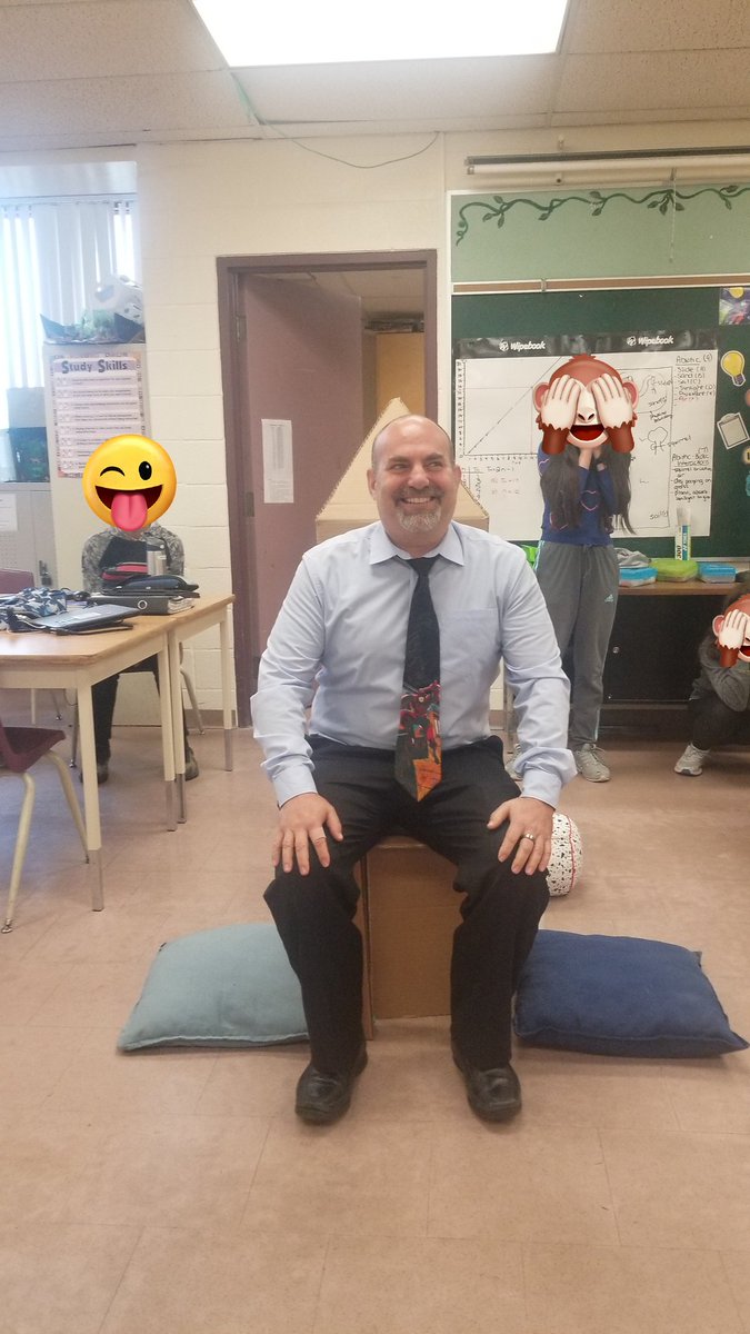 216Suh's tweet photo. Thanks to Mr. Gold for testing out the cardboard chairs that the Gr 7s @brownridgeps designed and built for you. What a great success! https://t.co/LXk8mdo7J0