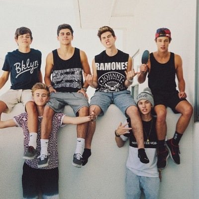 lighttmylove's tweet image. if any of these people look familiar to you, you are owed so much emotional compensation.