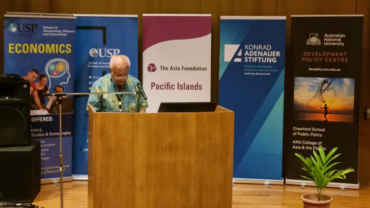 An absolute honour for @USPEcon @devpolicy PacificUpdate2023 to have #leasiolagiMalamaMeleisea from the #National University of Samoa in a keynote address on #LabourMobility experiences of #Samoa.  Day3 on Pacific Migration #PacificUpdate2003