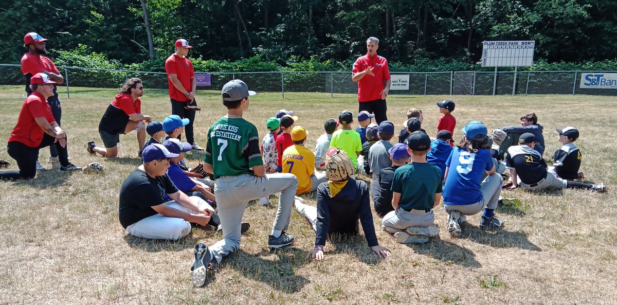 team_davi625's tweet image. We always enjoy working with our friends from Plum Baseball. Solid work today. Special thanks to 12-year MLB veteran first baseman, Sid Bream, for joining us today. Sid shared with the campers that following Jesus is the most important decision of our lives. 

Matthew 6:33