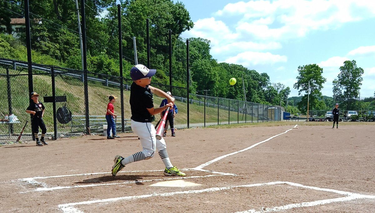 team_davi625's tweet image. We always enjoy working with our friends from Plum Baseball. Solid work today. Special thanks to 12-year MLB veteran first baseman, Sid Bream, for joining us today. Sid shared with the campers that following Jesus is the most important decision of our lives. 

Matthew 6:33