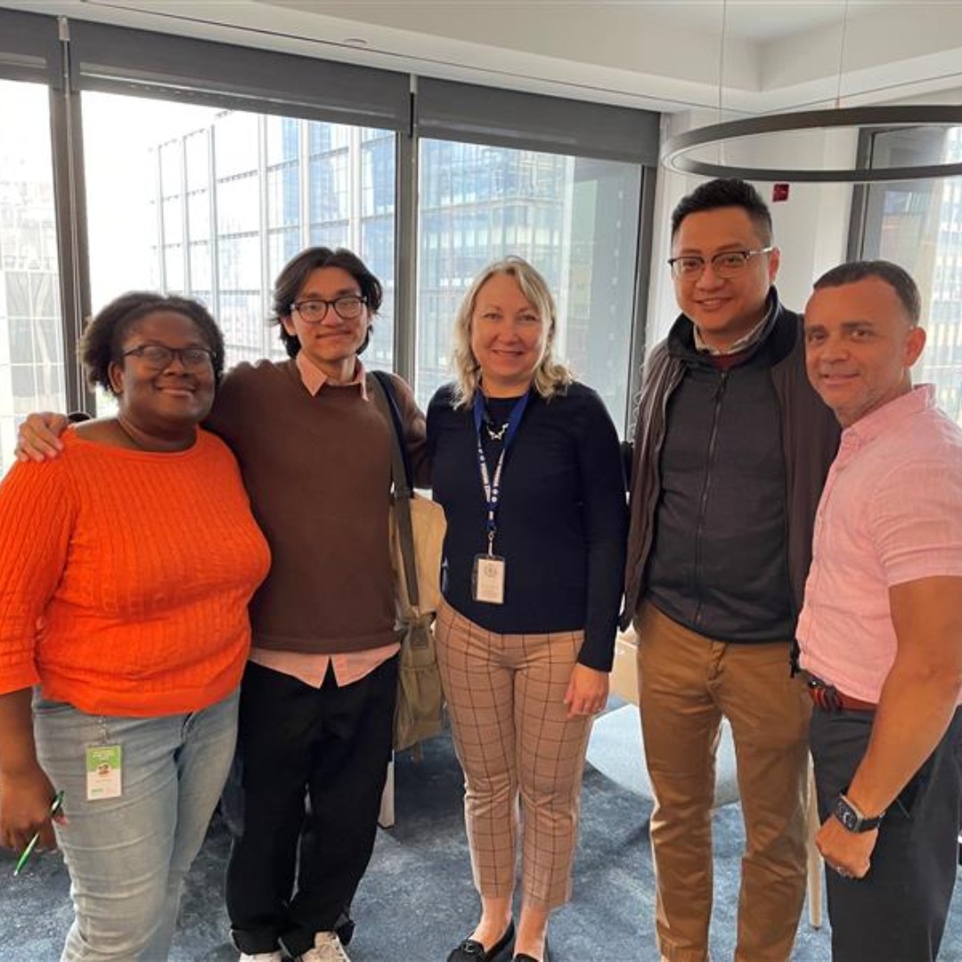 NYC_SBS's tweet photo. Last week, we welcomed our wonderful #CommissionerForADay Mohammad! He shadowed Commissioner Kim during important meetings, including the Small Businesses Advisory Commission, &amp; learned how we #GetStuffDone.🤝 https://t.co/JD8sD9A2kb
#YoungLeaders #PublicService https://t.co/fxGuKQV1ew