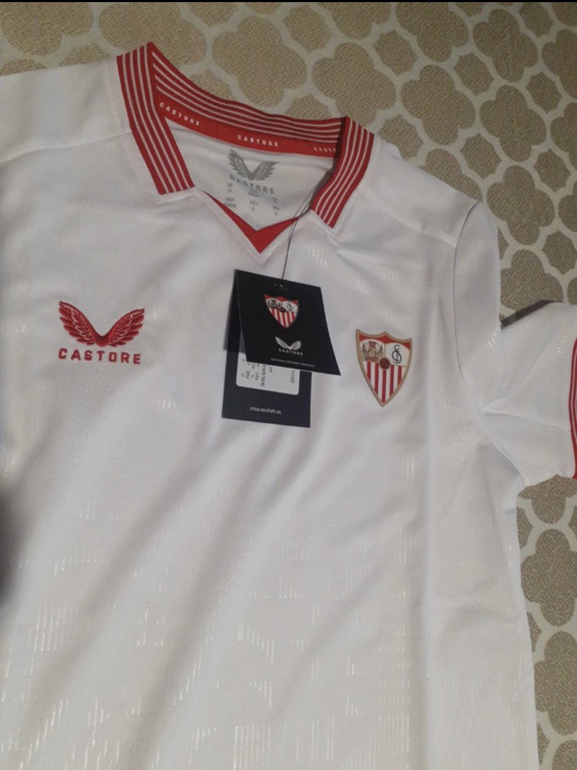 fite92's tweet photo. Nueva equipación 2023/2024 @SevillaFC ???? https://t.co/URnwqKko7s