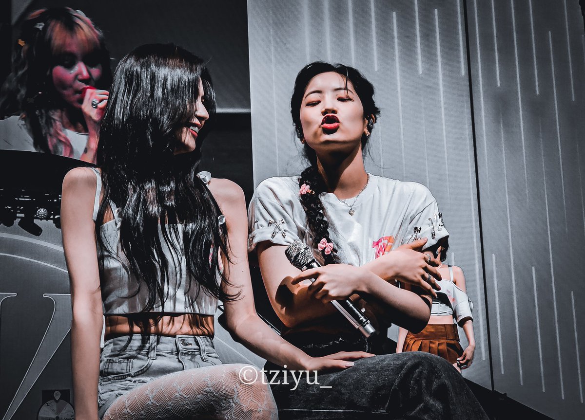 tziyu_'s tweet image. For you #SAIDA peeps

#TWICE #TWICE_5TH_WORLD_TOUR #READYTOBE_IN_OAKLAND_D2 #TWICEinOakland #dahyun #sana