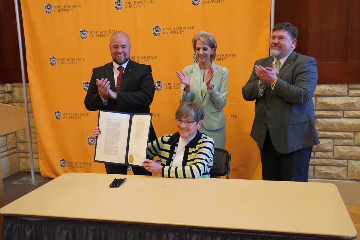 FortHaysState's tweet image. More than 200 people packed into FHSU’s Memorial Union Wednesday morning to witness Gov. Laura Kelly’s ceremonial signing of House Bill 2290.

Continue reading: hubs.ly/Q01TB5270