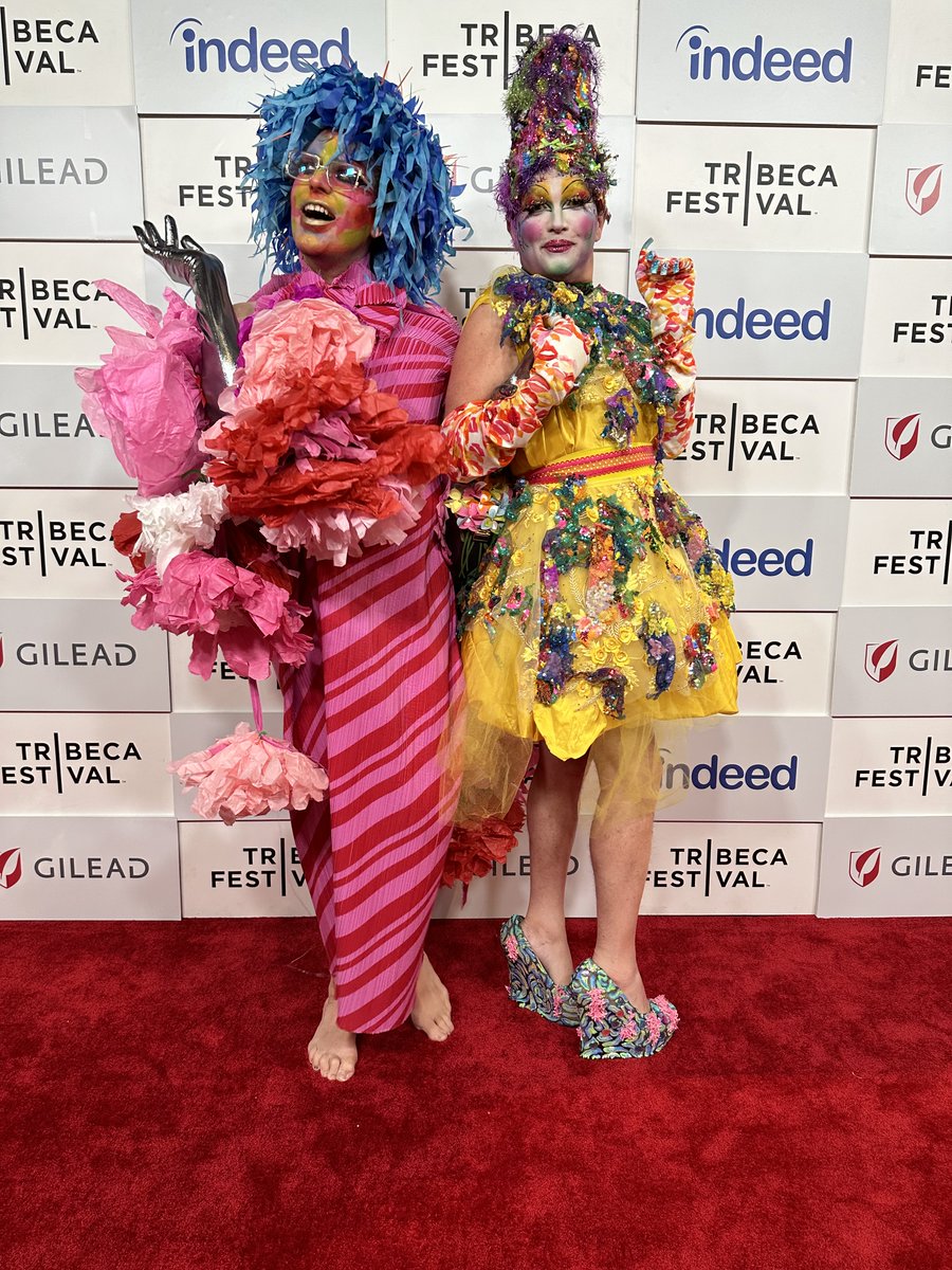 HBODocs's tweet photo. Directors Rob Epstein and Jeffrey Friedman and star Taylor Mac attend the @Tribeca Film Festival screening of their @HBO original documentary, Taylor Mac’s 24-Decade History of Music. #TaylorMac premieres June 27 on @StreamOnMax. https://t.co/q8bMnRWTgd