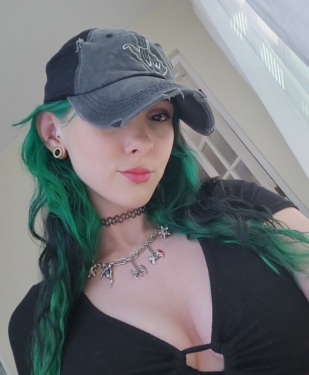 Victoria Ryann 🥀🔪 on Twitter: "WV girl for life babyyyy 💙💛"