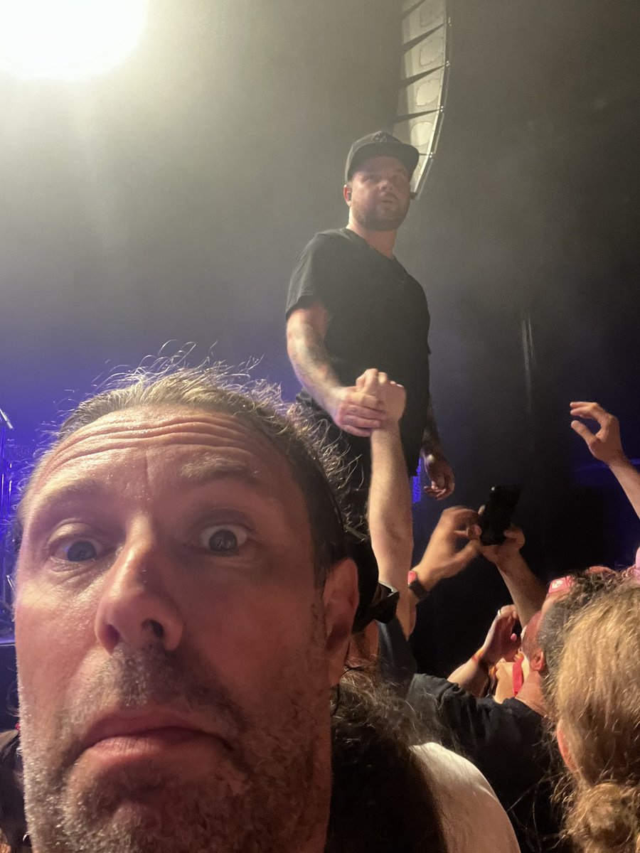 <a href="/royalblooduk/">Royal Blood</a> … quel putain de concert !!
Non le rock n est pas mort !!
<a href="/lautrecanal/">L'Autre Canal</a>