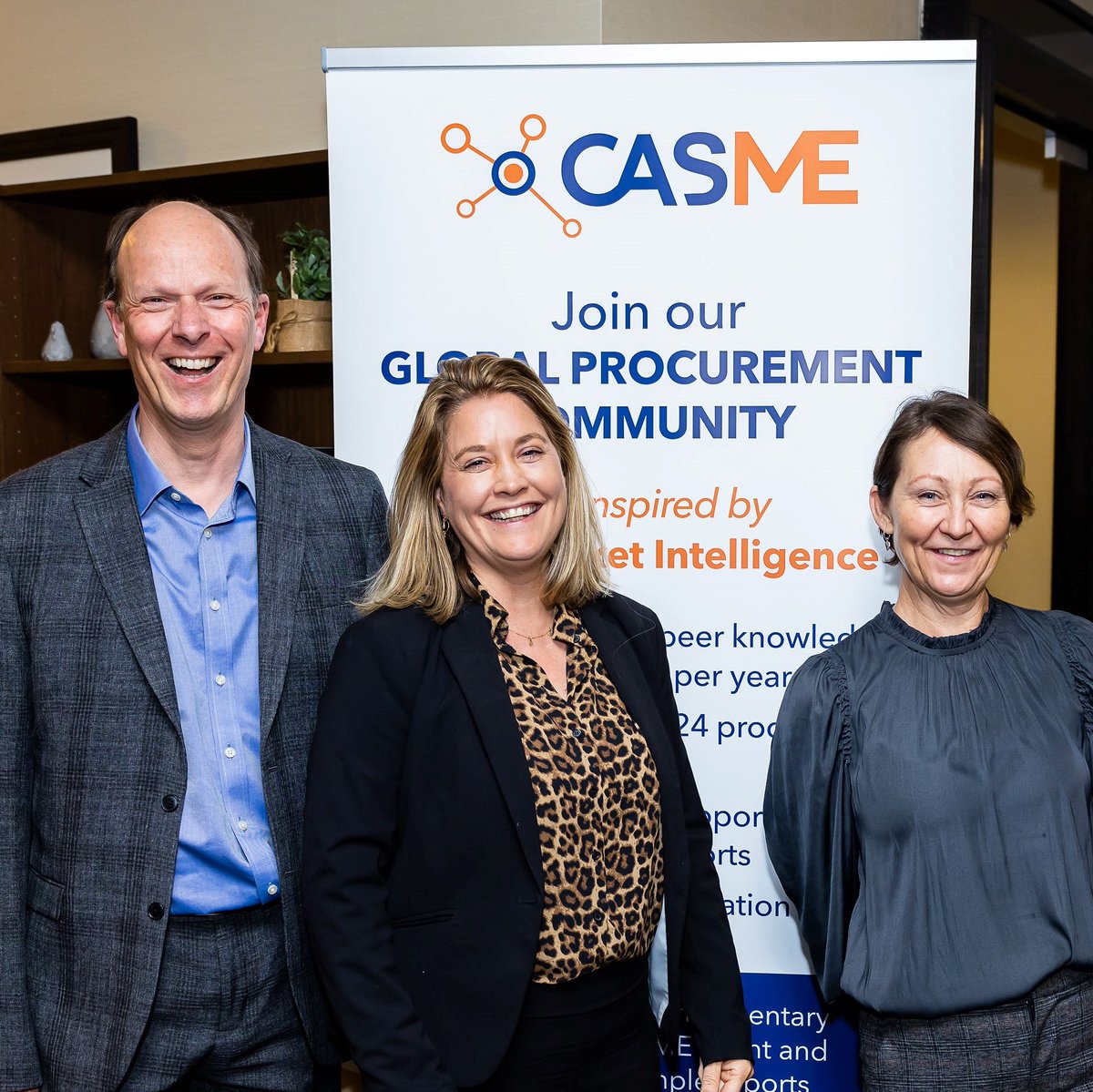 CASMEnetwork's tweet photo. 📸 We're thrilled to share this amazing photo of our team beaming with joy at ProcureCon Australia! ✨ It beautifully captures the unity, enthusiasm and collaboration that defines CASME. 

Credit: ProcureCon's official photographer.

#CASME #ProcureCon #CollaborationAtItsBest https://t.co/X2fLfDGo9f