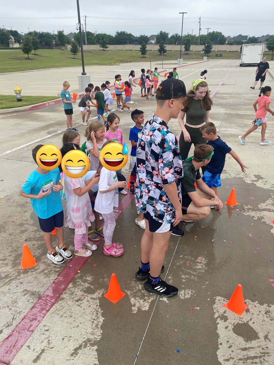 AlisaMatherne's tweet photo. Day 3 @CampInvention was “WET”nesday! Our Leadership Interns are bringing fun. They engage all day with campers and help make it all happen. Thank you to our LIs for leading with joy, living the glue gun lyfe, and being responsible goofballs. @aggiemeg07 @lillianj__ @ProsperISD https://t.co/bUmmFKAX3N
