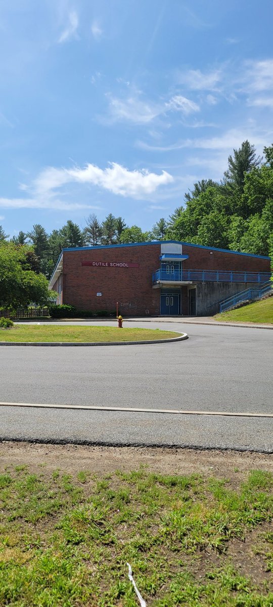 The Billerica School Committee concluded it's school visits with a stop at the Dutile today. Thank you to SC Member Mike Domina for helping to make this a priority this year. And thank you to all the principals, students, and staff that welcomed us this year.