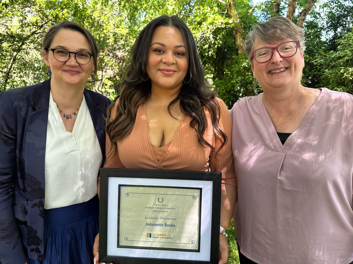 Rounding out my first-year as a #PhD student with the @UCDEducation’s 2023 Academic Distinction Award! 📸: My nominator, Dr. Cynthia Carter-Ching, Professor of Education & Associate Dean in the SOE, and my Advisor, Dr. Lauren Lindstrom, Dean of the SOE. 🎉💐