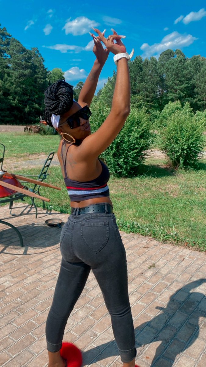 MsSassyDior's tweet photo. 😘🖤✌🏾 https://t.co/xkCnULMitt