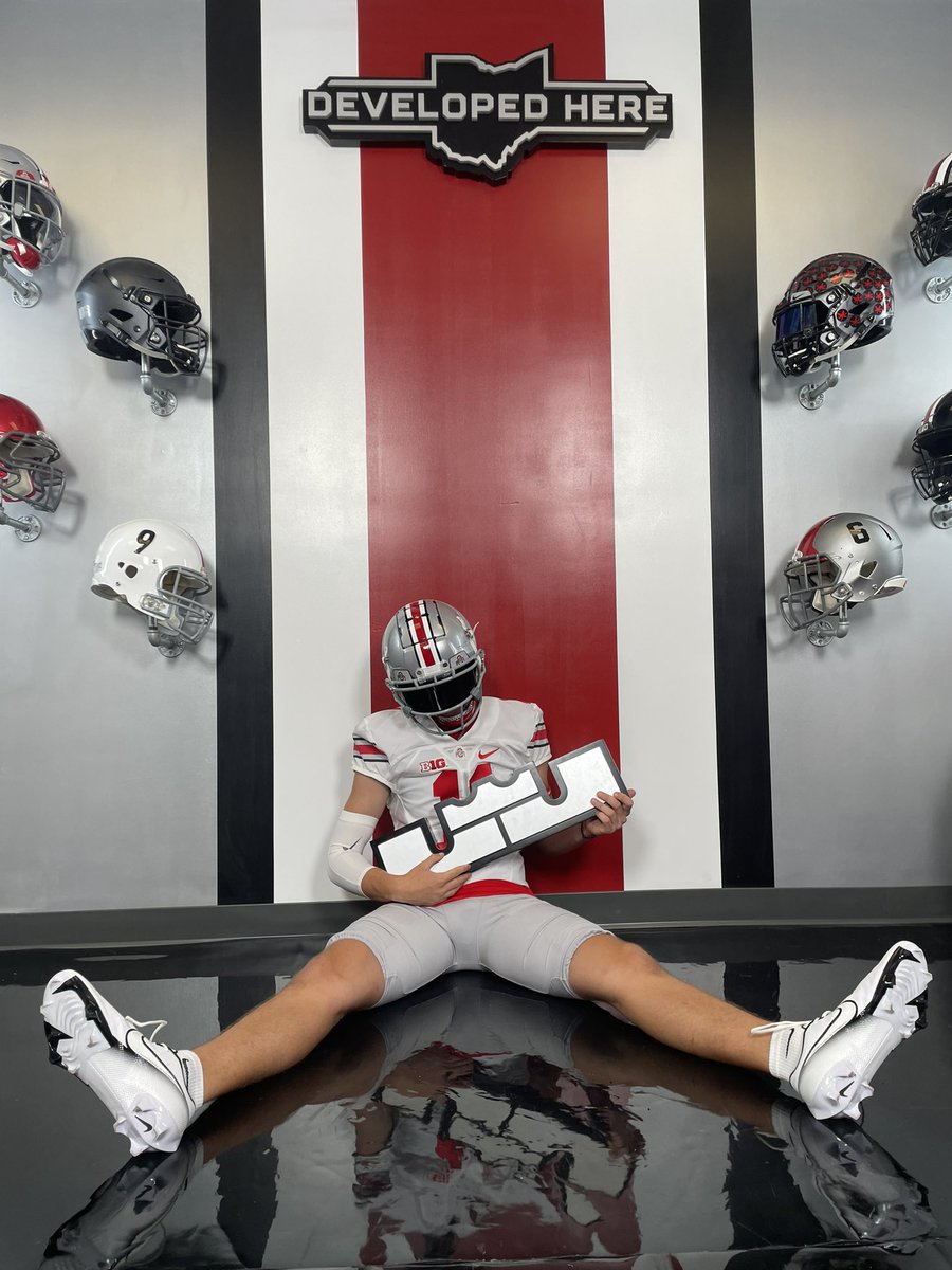 JacksonDebe's tweet photo. Had an amazing experience today at The Ohio State! Thank you @CoachTFitch and @CoreyDennis_ for having me out! Hope to be back soon. @OhioStateFB @Prov_Football @Coachward1 https://t.co/dEHYu2N0tl