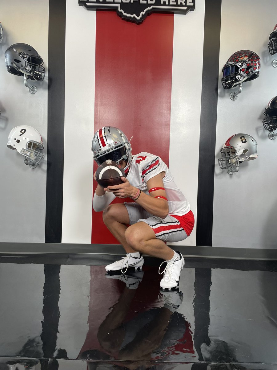 JacksonDebe's tweet photo. Had an amazing experience today at The Ohio State! Thank you @CoachTFitch and @CoreyDennis_ for having me out! Hope to be back soon. @OhioStateFB @Prov_Football @Coachward1 https://t.co/dEHYu2N0tl