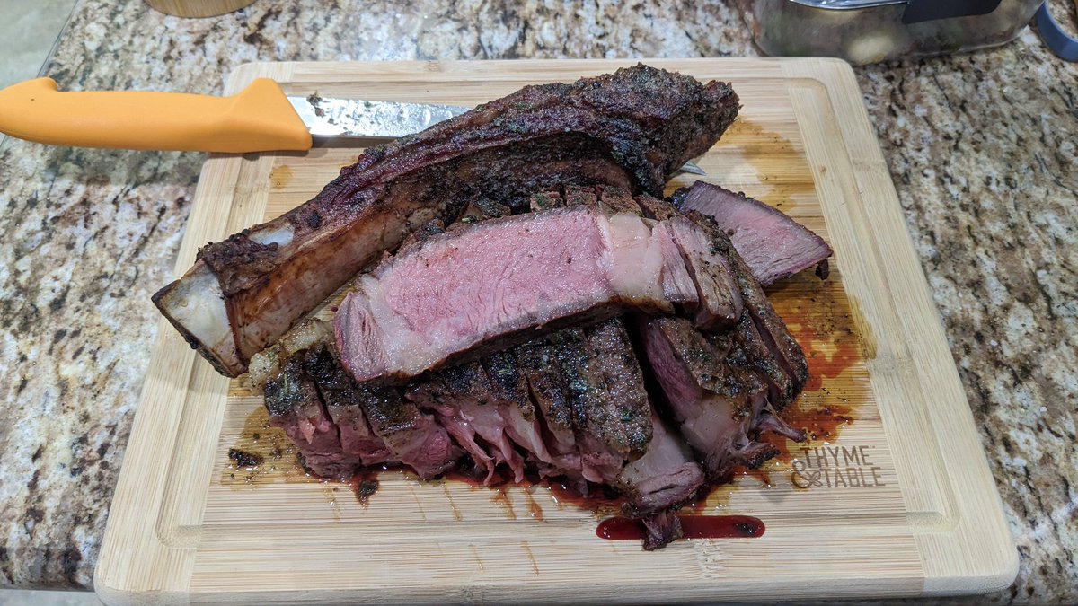 Boondockthor's tweet photo. Had to see if I lost my touch on the grill. Naw, I still got it.😆😆 Grilled Tomahawk Ribeye cooked to a Perfect Medium Rare 👌 https://t.co/XMKlkRMRMM