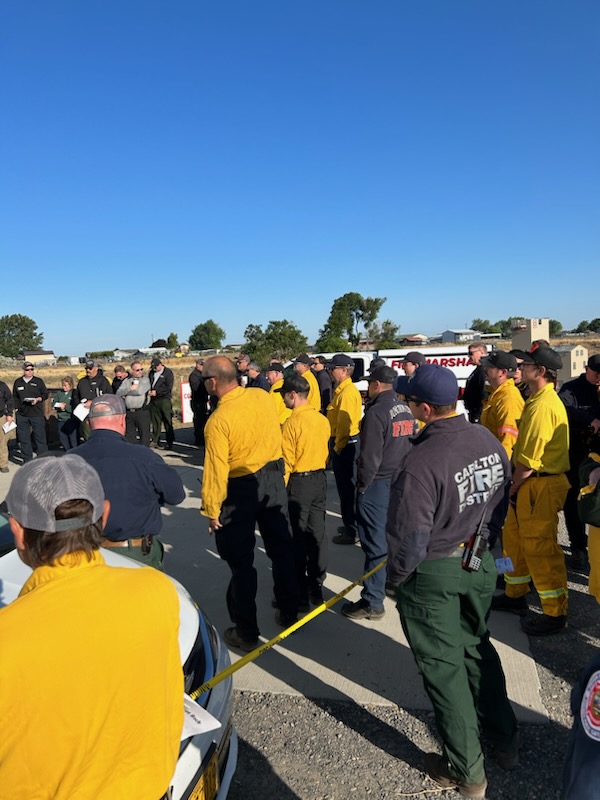 UCBoardofComm's tweet photo. Commissioner Shafer was at the Incident Command Post this morning with a multitude of agencies from across the state getting updates and making plans for the Hat Rock fire.

Please go to the Umatilla County Sheriff's Office Facebook page for any updates. https://t.co/f48bK8oqLh